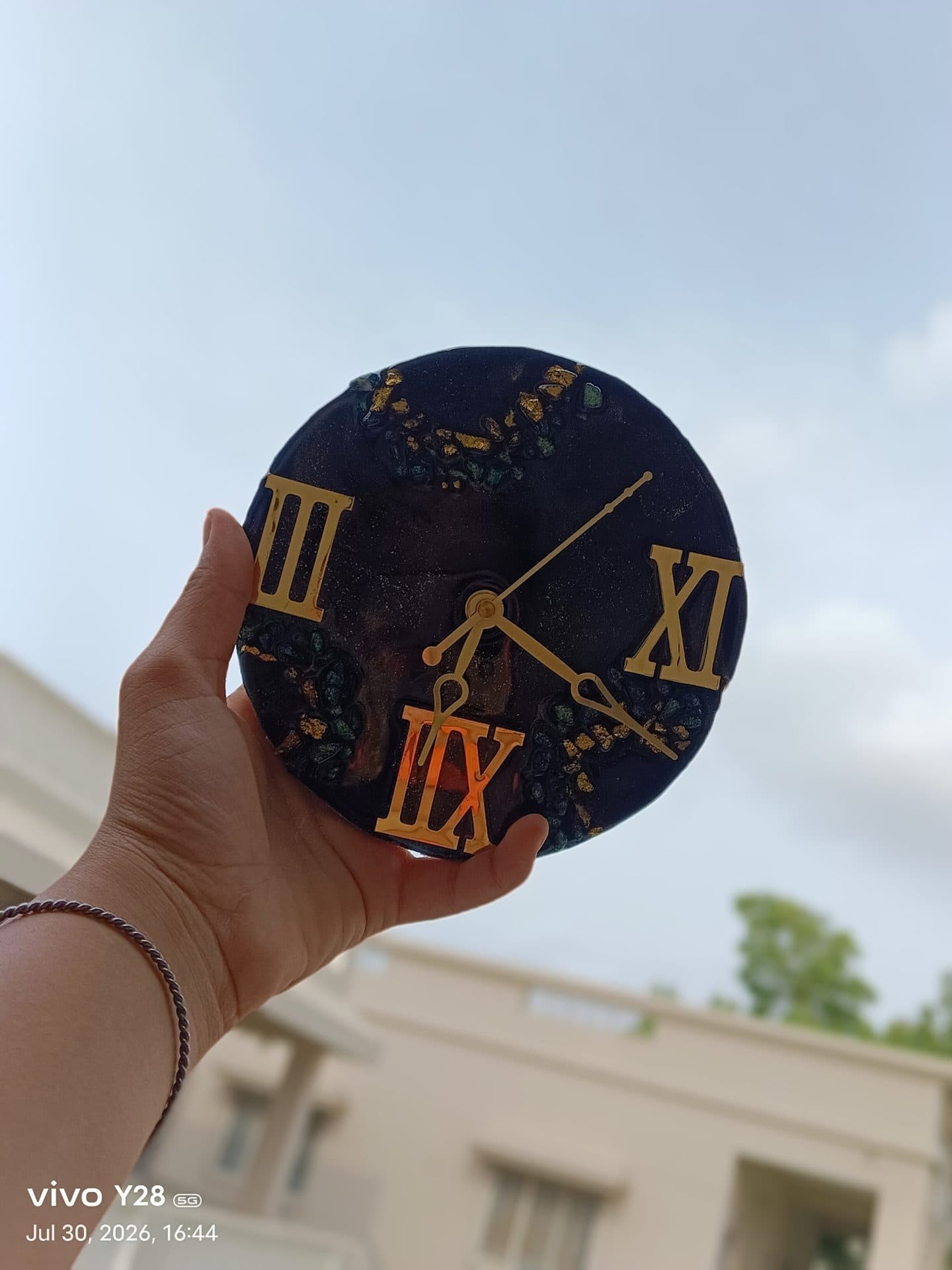 Resin clock  thumb 2