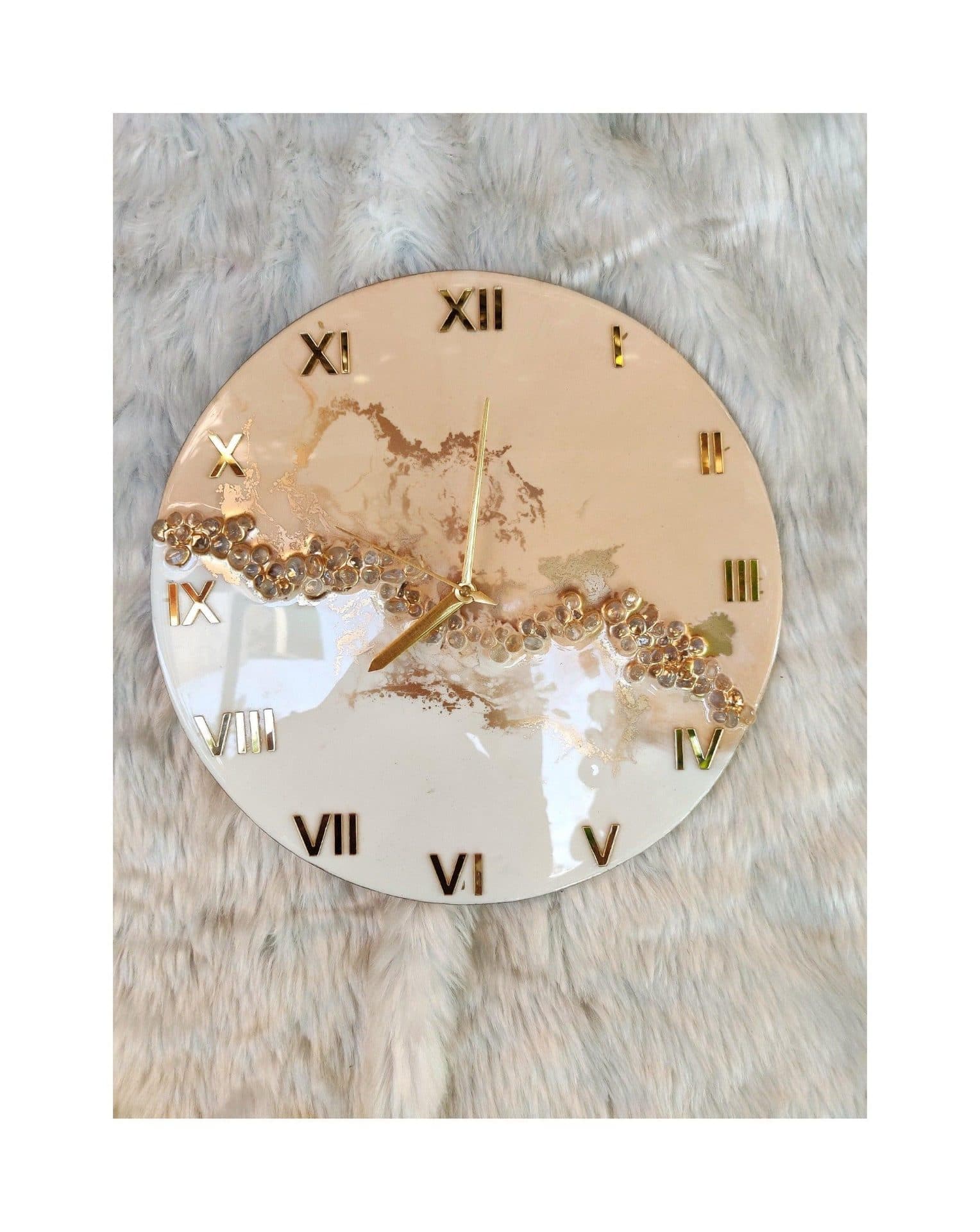 Resin clock  thumb 1