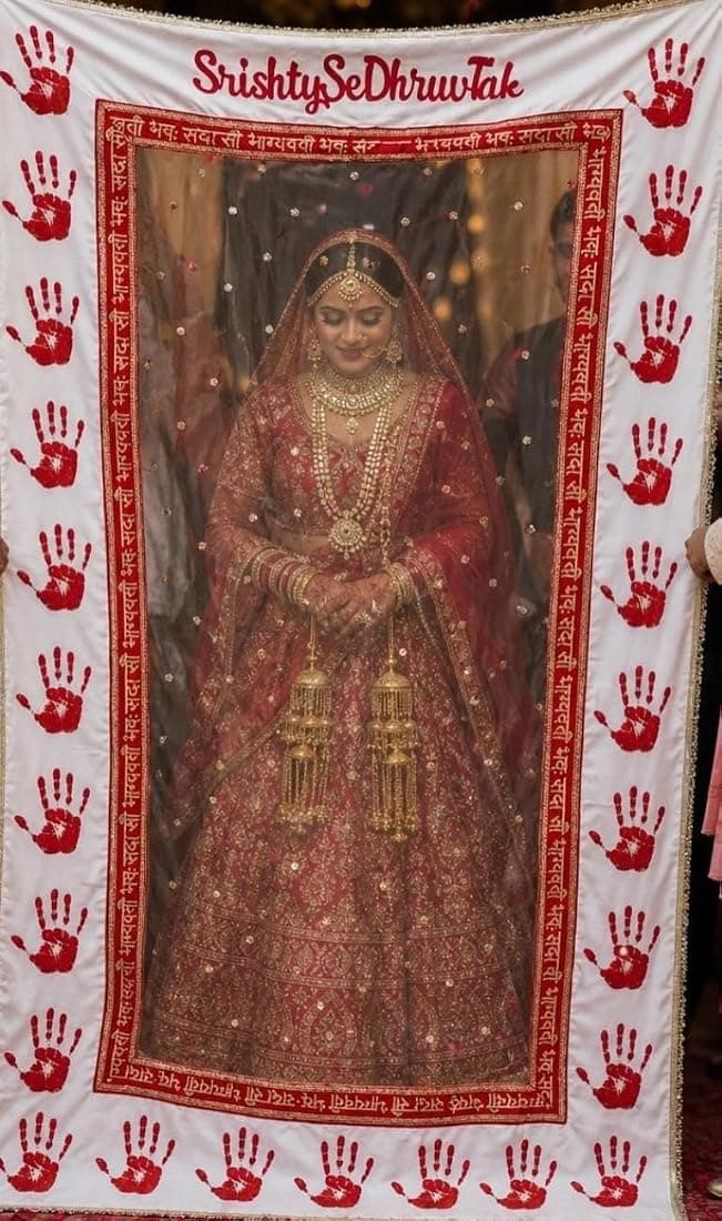 Bridal entry Hand print duppata  thumb 1