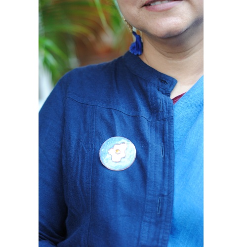 Ekibeki Ande ka Funda Lapel Pin (Color:Blue)