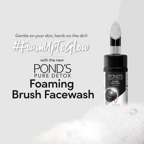 Pond's Pure Detox Foaming Brush Facewash for Clear Glow, Gentle Exfoliation, Deep Clean, All Skin Types, 150 ml