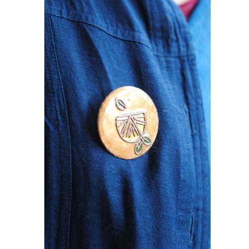 Ekibeki Nimbuzz Lapel Pin (Color:Brown)